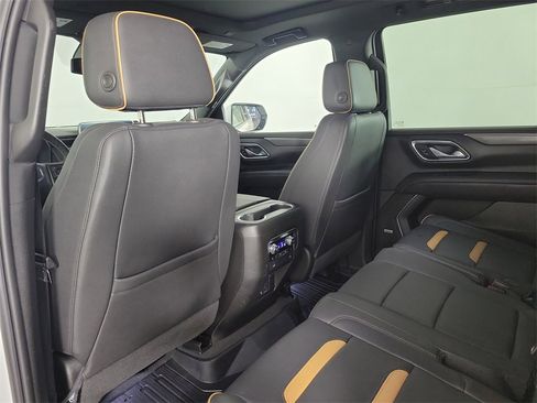 Used 2023 GMC Yukon AT4 w/ AT4 Premium Plus Package image 13