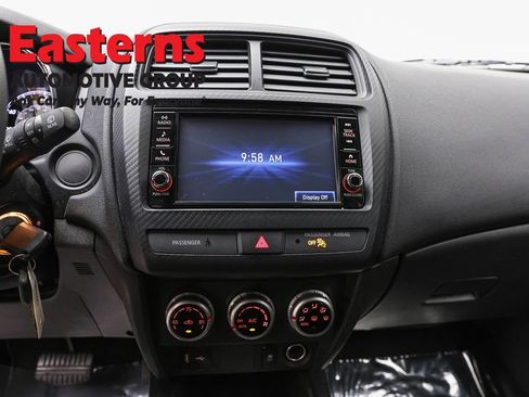 Used 2023 Mitsubishi Outlander Sport ES AWD/4WD image 12