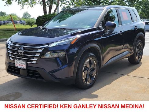 Certified 2025 Nissan Rogue SV AWD/4WD image 7