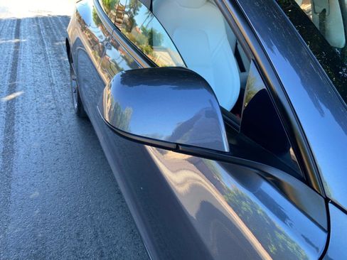 Used 2023 Tesla Model 3 Standard Range image 18