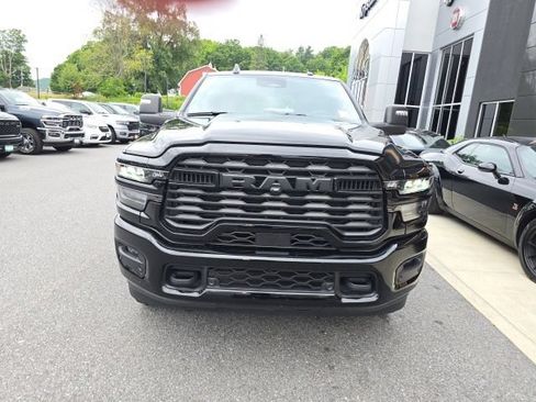 Used 2025 RAM 2500 Big Horn AWD/4WD image 2