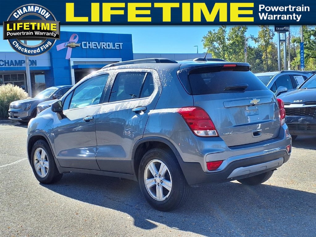Used 2020 Chevrolet Trax LT w/ LT Convenience Package FWD image 7