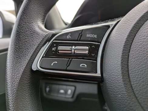 Used 2021 Kia Forte LXS image 18