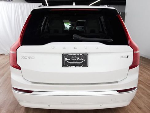Used 2023 Volvo XC90 B6 Plus w/ Protection Package Premier AWD/4WD image 4