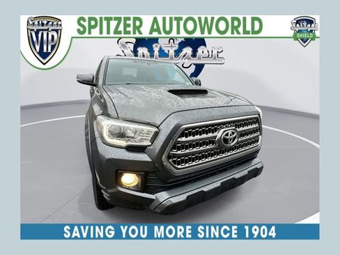 Used 2017 Toyota Tacoma TRD Sport w/ Premium & Technology Package image 1