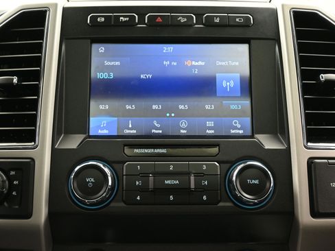 Used 2021 Ford F250 Lariat AWD/4WD image 32