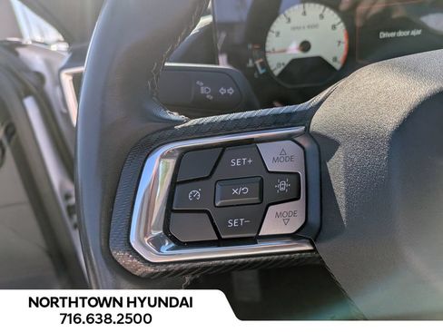 Used 2025 Ford Mustang Premium RWD image 22
