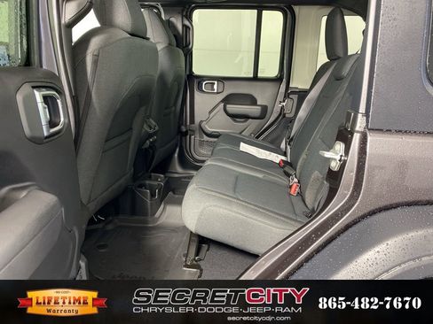 New 2026 Jeep Wrangler Unlimited Sport image 30