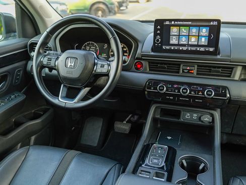 Used 2025 Honda Pilot EX-L image 43