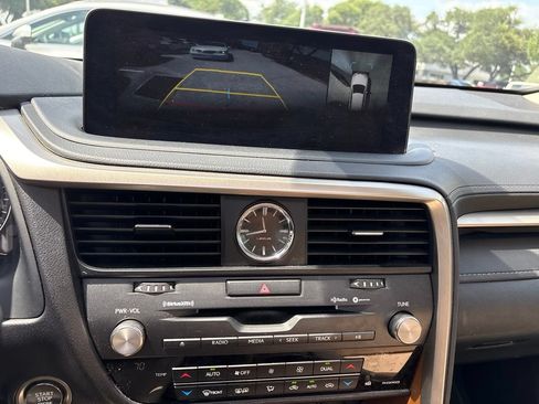 Used 2021 Lexus RX 350 FWD w/ Premium Package image 16