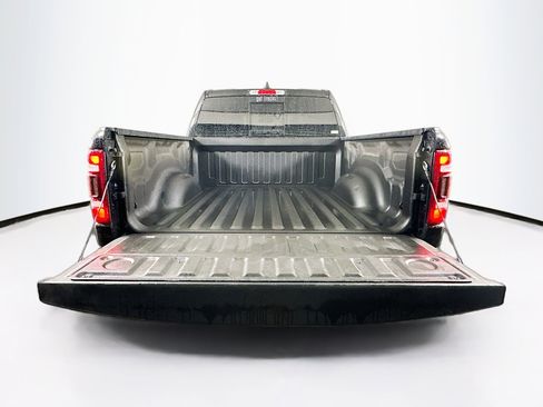 Used 2020 RAM 1500 Laramie image 28