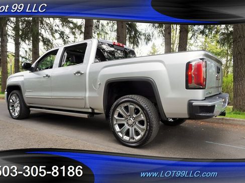 Used 2018 GMC Sierra 1500 Denali w/ Denali Ultimate Package AWD/4WD image 11