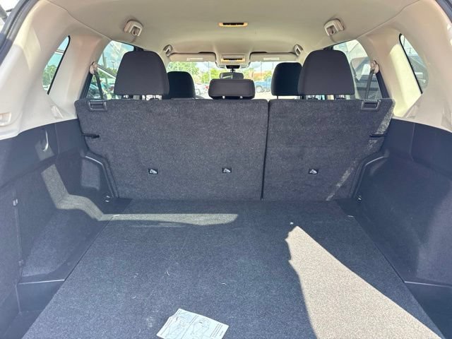 Used 2023 Nissan Rogue S AWD/4WD image 14