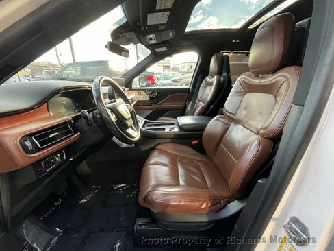 Used 2021 Lincoln Aviator Reserve image 15