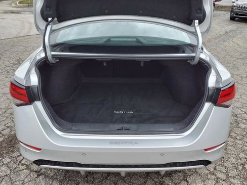 Used 2022 Nissan Sentra SV image 8