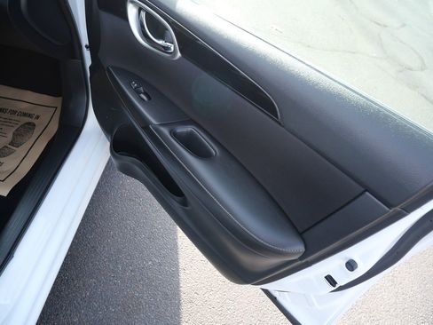 Used 2019 Nissan Sentra SV image 29