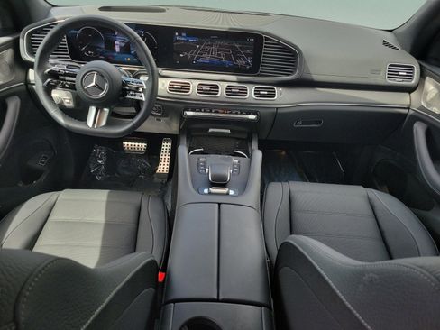 Certified 2026 Mercedes-Benz GLS 580 4MATIC image 13
