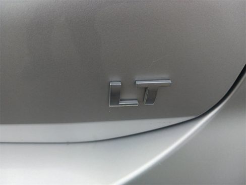 Used 2020 Chevrolet Equinox LT image 28