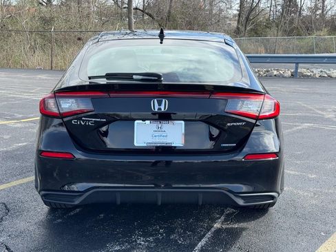 Certified 2025 Honda Civic Sport image 5