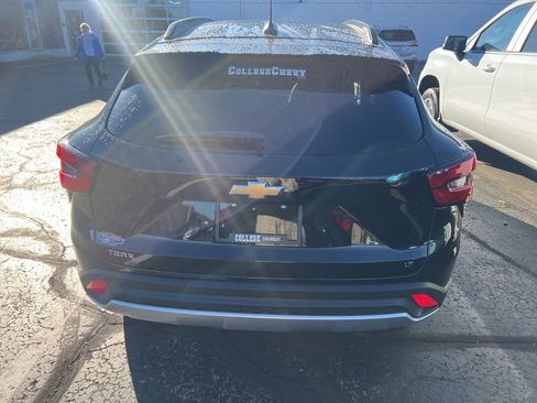 New 2026 Chevrolet Trax LT w/ Driver Confidence Package image 6