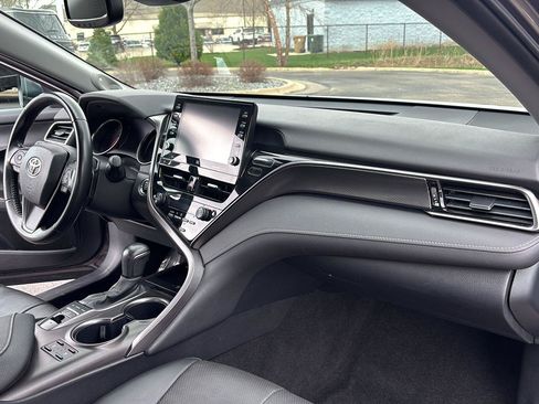 Used 2024 Toyota Camry XSE w/ Navigation Package FWD image 18