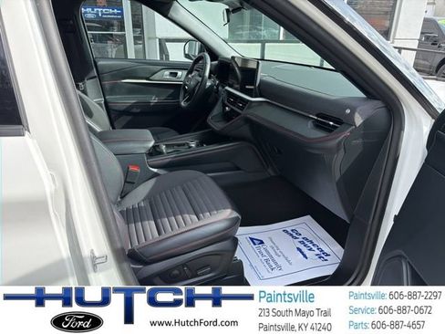 Used 2025 Ford Explorer ST-Line AWD/4WD image 24