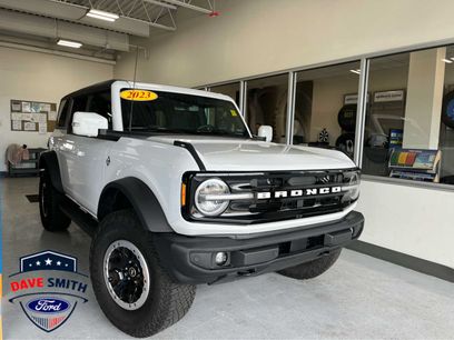 Used 2023 Ford Bronco Outer Banks w/ Sasquatch Package