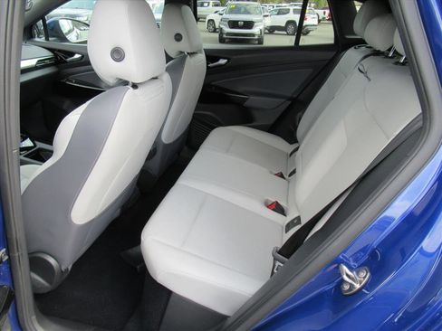 Used 2022 Volkswagen ID.4 Pro S image 27