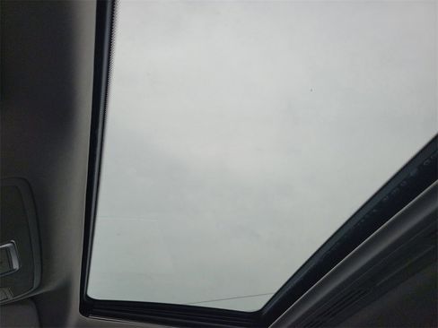 Used 2014 Mercedes-Benz ML 350 4MATIC image 33