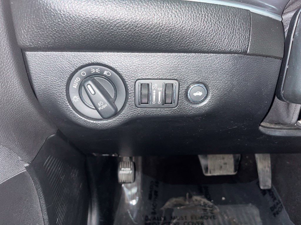 Used 2019 Dodge Challenger R/T RWD image 44
