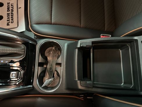 New 2026 GMC Canyon AT4 w/ Technology Plus Package AWD/4WD image 18