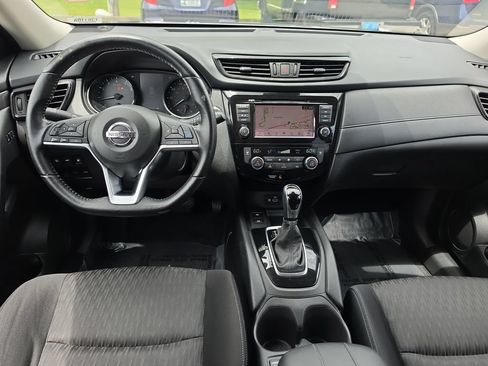 Used 2020 Nissan Rogue SV w/ Premium Package AWD/4WD image 26