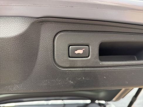 Used 2025 Honda Passport Black Edition image 38