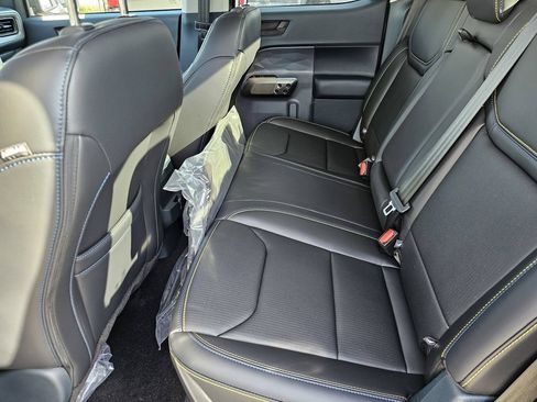 Used 2026 Ford Maverick Lobo AWD/4WD image 18