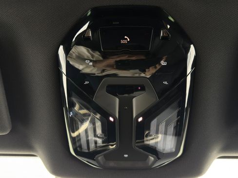 Used 2023 BMW iX xDrive50 w/ Sport Package image 38