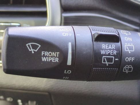 Used 2020 Jeep Grand Cherokee Limited image 27