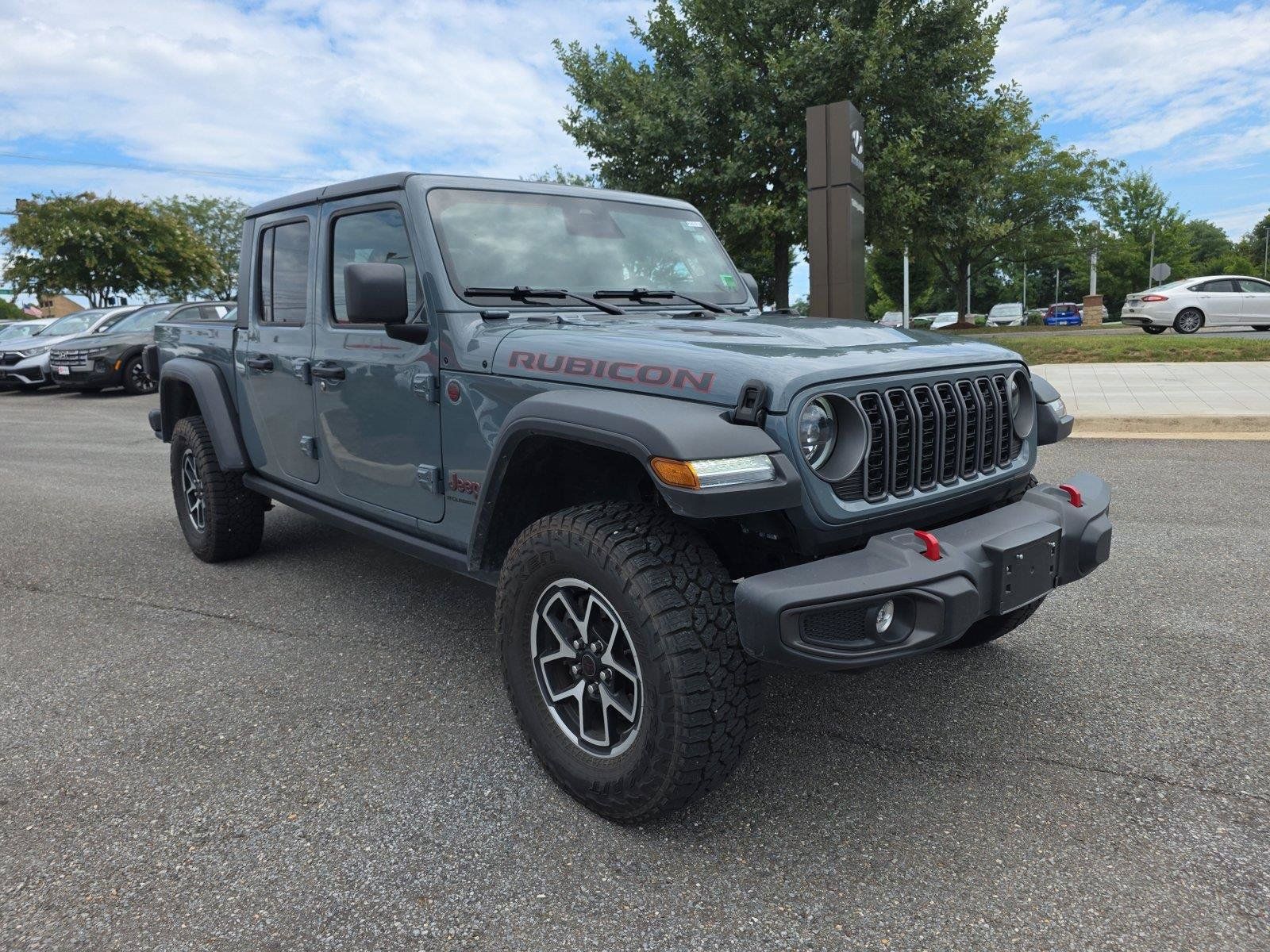 Used 2026 Jeep Gladiator Rubicon AWD/4WD image 9