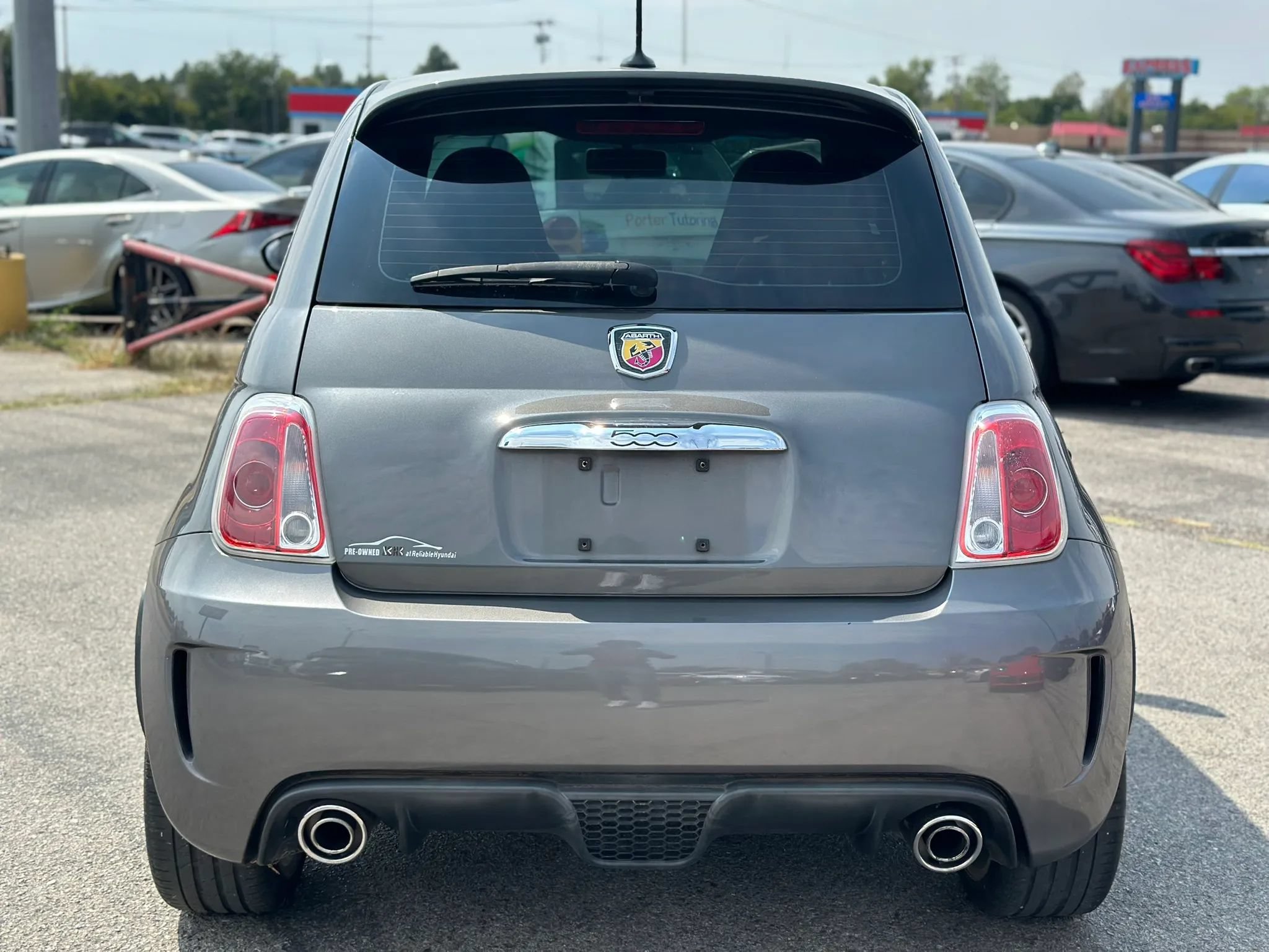 Used 2013 FIAT 500 Abarth w/ Comfort/Convenience Group FWD image 6