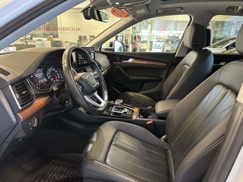 Used 2023 Audi Q5 2.0T Premium w/ Convenience Package AWD/4WD image 19