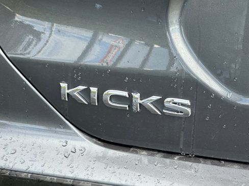New 2025 Nissan Kicks S image 26