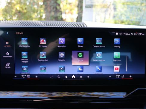 New 2026 BMW 530i xDrive 530i xDrive w/ M Sport Package image 15