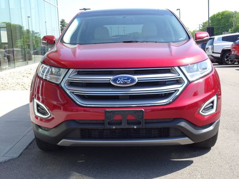 Used 2017 Ford Edge Titanium w/ Equipment Group 301A AWD/4WD image 7