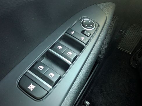 Certified 2023 Kia Forte LXS image 27