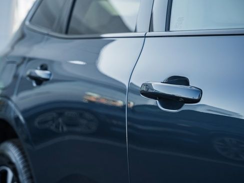 New 2026 Volvo XC60 B5 Core w/ Climate Package image 17