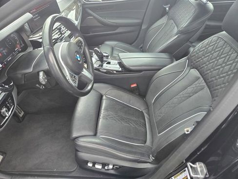 Used 2022 BMW M550i xDrive w/ Executive Package AWD/4WD image 13