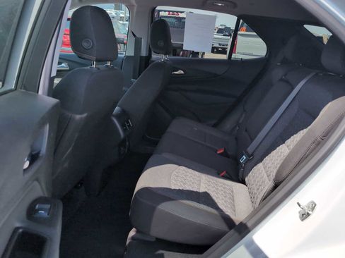Used 2024 Chevrolet Equinox LT FWD image 23