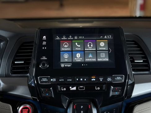 Used 2024 Honda Odyssey Touring image 31