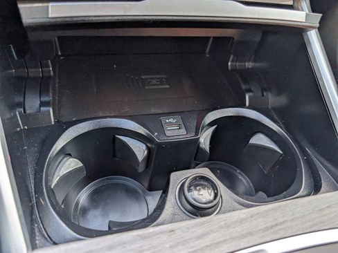 Used 2025 BMW i4 eDrive40 w/ Premium Package image 31