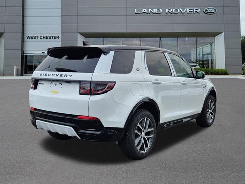 New 2026 Land Rover Discovery Sport Landmark image 4