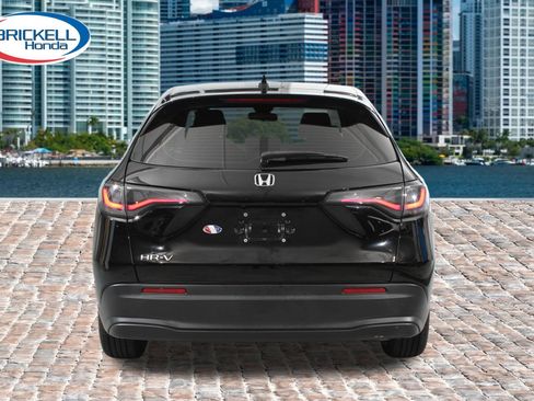 Certified 2024 Honda HR-V LX image 4